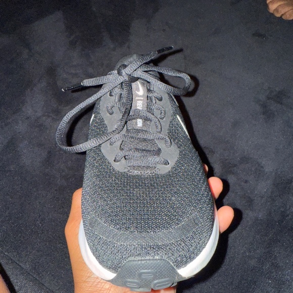 Nike revolution - Picture 3 of 4